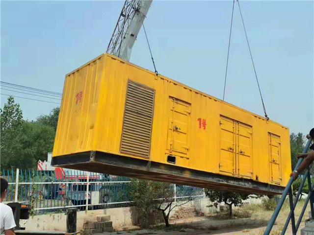 高唐300KW柴油发电机组油耗是多少？