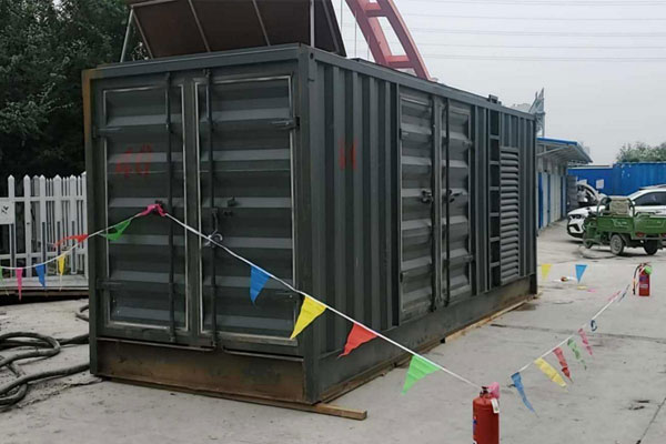 高唐发电机租赁空气滤清器多久更换一次?